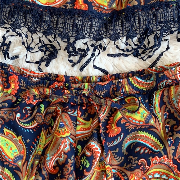 Cute Two-piece paisley Short Set - Picture 3 of 4